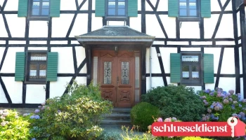 Mairose Schlösser Antike Türen - 51503 Rösrath
