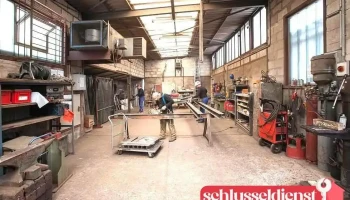 Metallbau Knetsch GmbH - Industriestraße 300