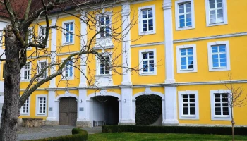 Schloß Dürrwangen - 91602 Dürrwangen