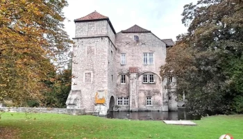 Schloss Veltheim - Veltheim (Ohe)