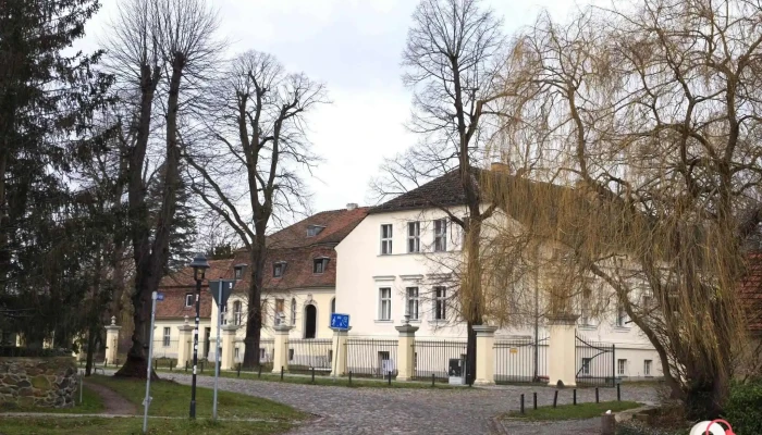 Gutshaus Groß Kreutz (Havel) - 14550 Groß Kreutz (Havel)