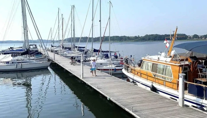 Hafen Sellin Wasserwanderrastplatz Marina - Sellin
