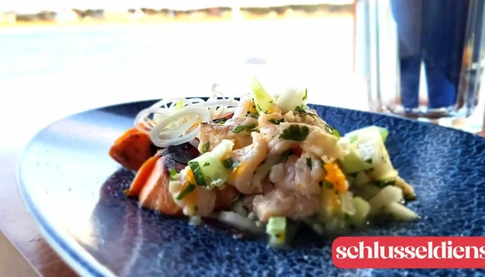 Kleine Brise Hafen Glowe -  Essen Und Trinken - Glowe