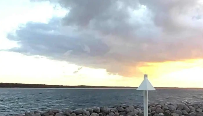 Kleine Brise Hafen Glowe -  Videos - Glowe