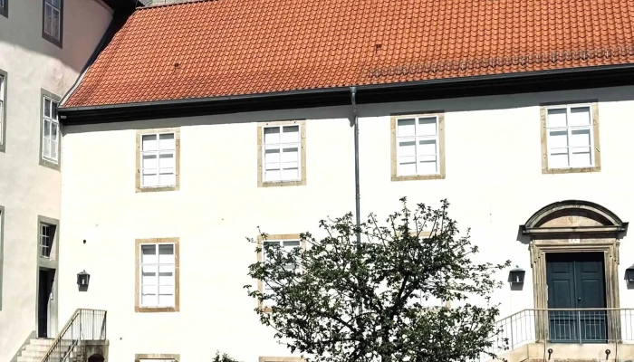 Kunstmuseum Schloss Derneburg -  Katalog - Holle