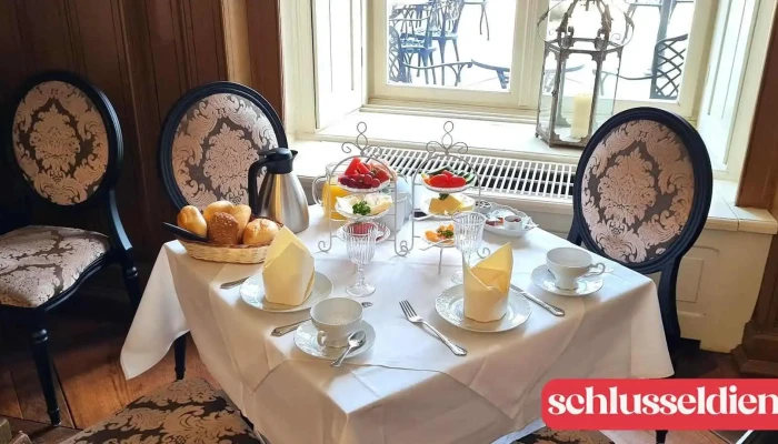 Ludwigsluster Schloss -  Cafe Tee - Ludwigslust