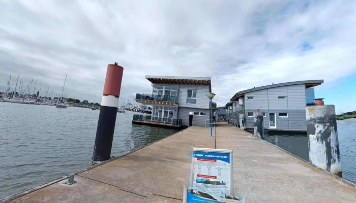 Marina Kroslin Gmbh Im Baltic Sea Resort Street View 360deg Fotos - Kröslin
