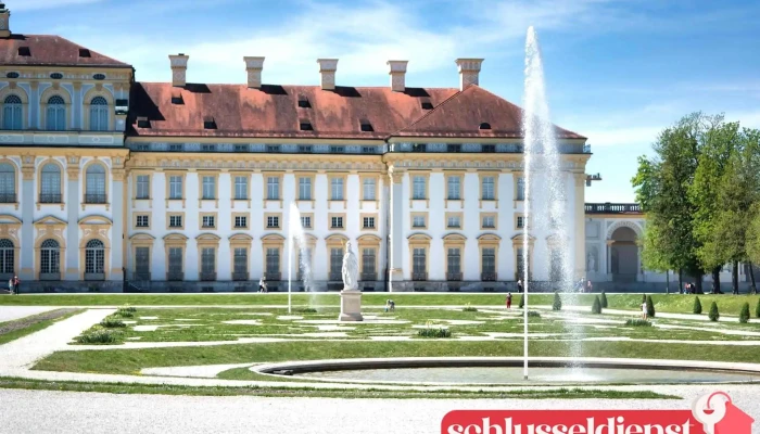Neues Schloss Schleißheim - Max-Emanuel-Platz