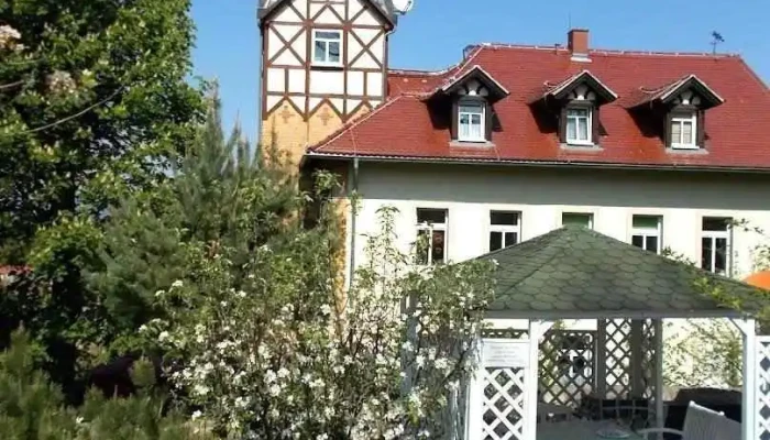 Norit Schlosser - Ferienwohnungen - Heidenau