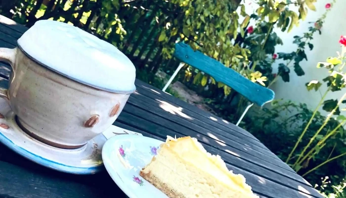 R Burgmann Topferei Regionalwaren Cafe Preise - Gingst