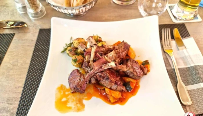 Restaurant Schloss Balthasar -  Essen Und Trinken - Rust