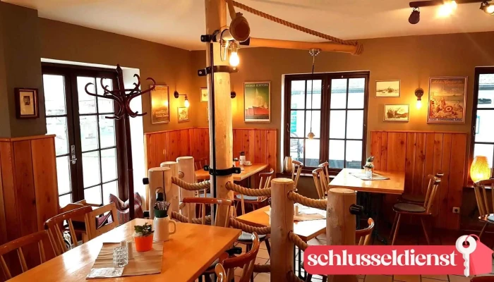 Schillings Hafenamt Hiddensee -  Alle - Insel Hiddensee