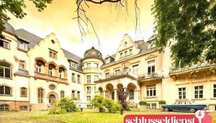 Schloss Beesenstedt - Beesiprom GmbH - 06198 Salzatal