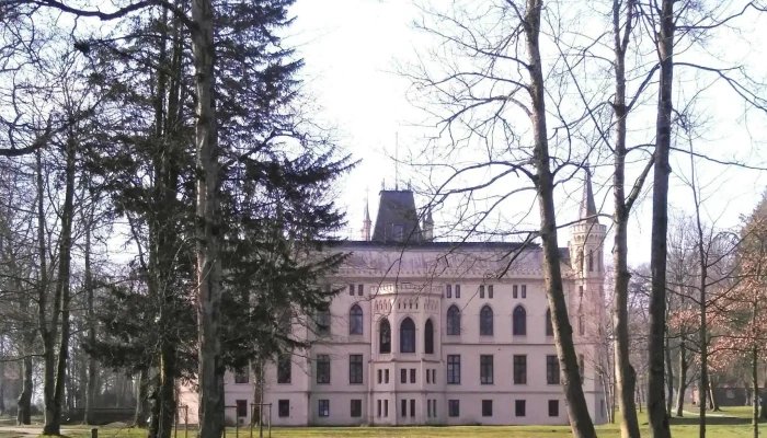 Schloss Evenburg -  Katalog - Leer (ostfriesland)