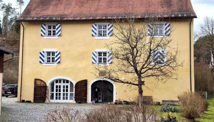 Schloss Kainach - 96142 Hollfeld