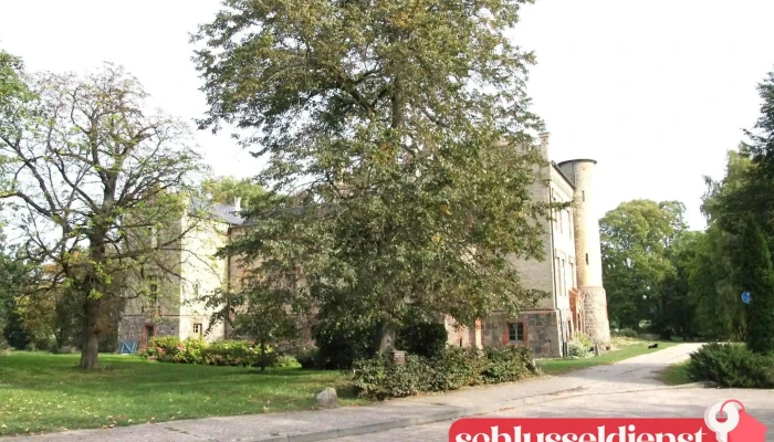Schloss Moltzow -  Bogen - Moltzow
