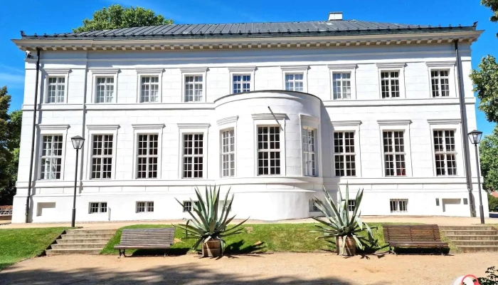 Schloss Neuhardenberg - 15320 Neuhardenberg