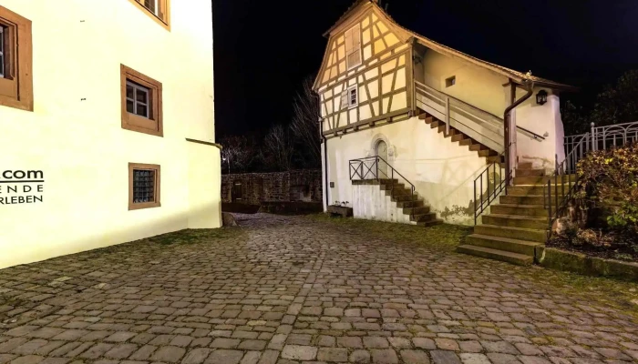 Schloss -  Restaurant Neuenburg Street View 360deg Fotos - Neuenbürg