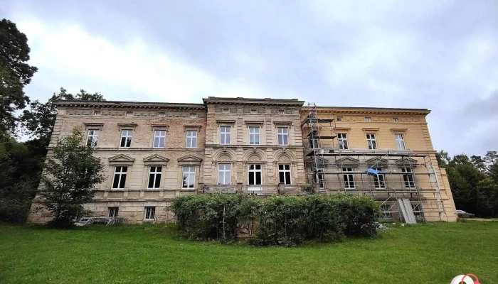 Schloss Tressow -  Garten - Bobitz