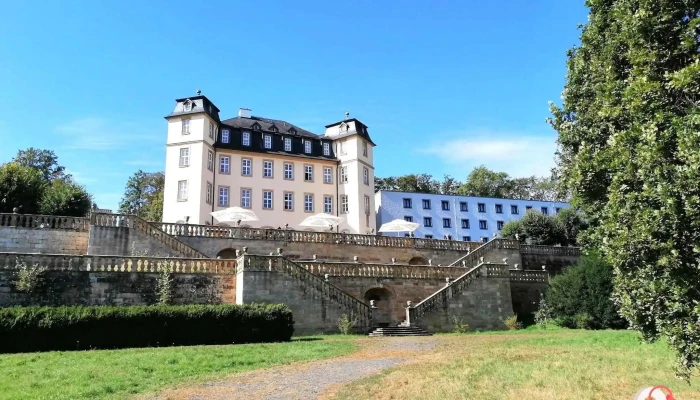 Schloss Untermerzbach - 96190 Untermerzbach