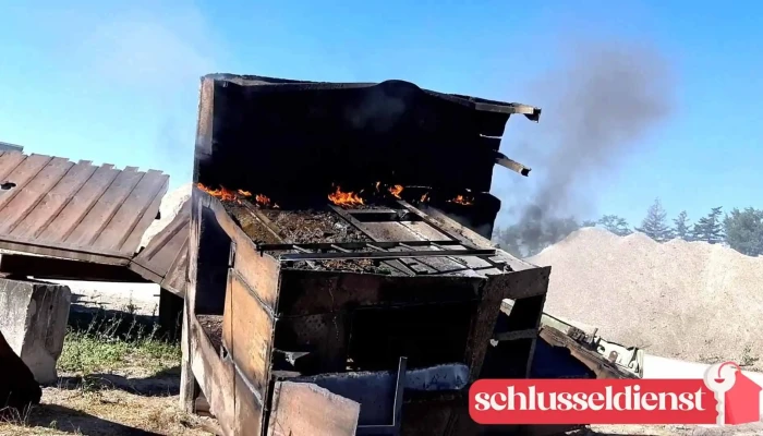 Schlossereimetallbauoberle Maschine - Freiburg Im Breisgau