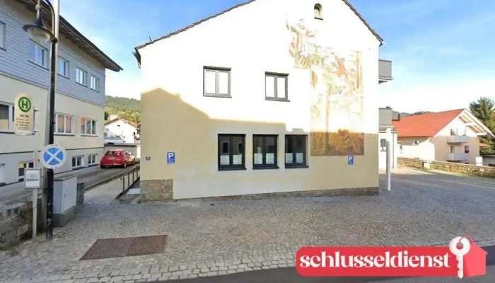 Schlosserhaus Lam - 93462 Lam