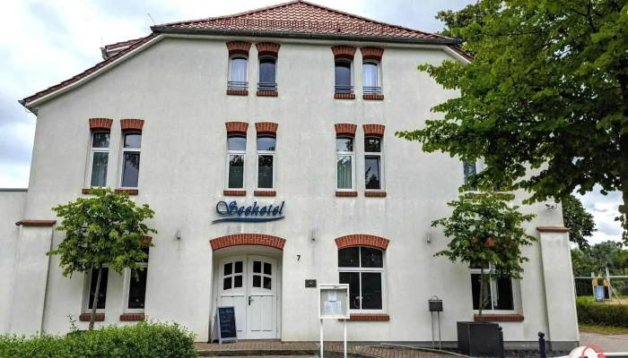 Seehotel Krakow Am See -  Von Gasten - Krakow Am See