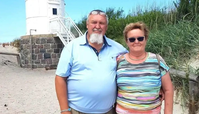 Sommerpalast Hiddensee Ug Eis Manufaktur Hiddensee Leuchtturm Gellen - Insel Hiddensee
